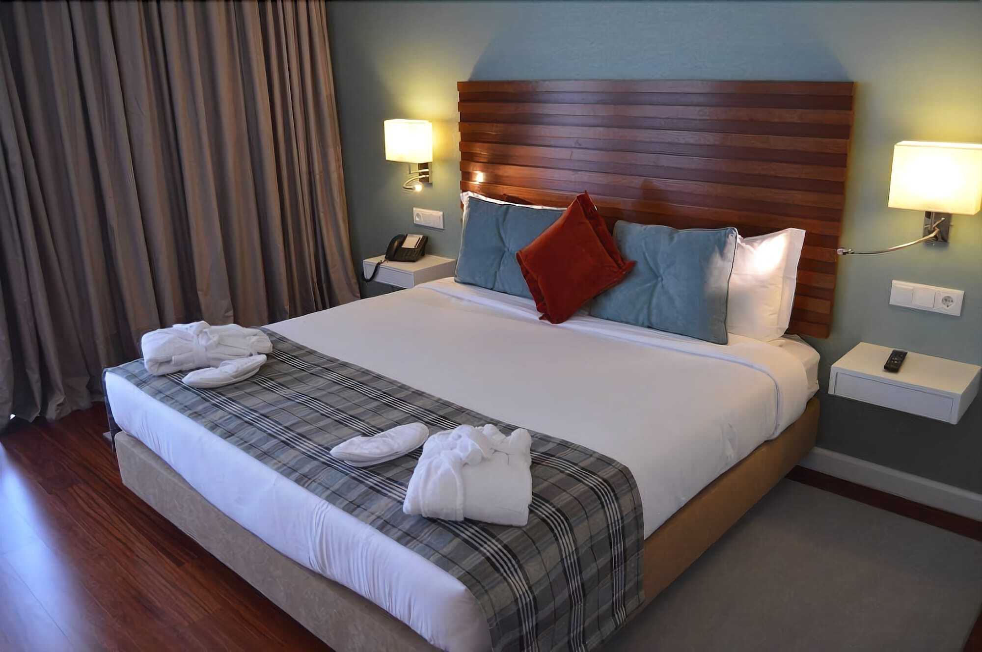 Hotel Sao Bento Da Porta Aberta & Spa Geres Kültér fotó